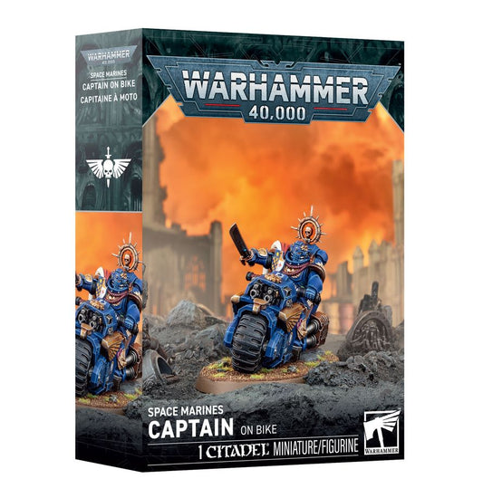 Warhammer 40K - Space Marines - Captain on Bike